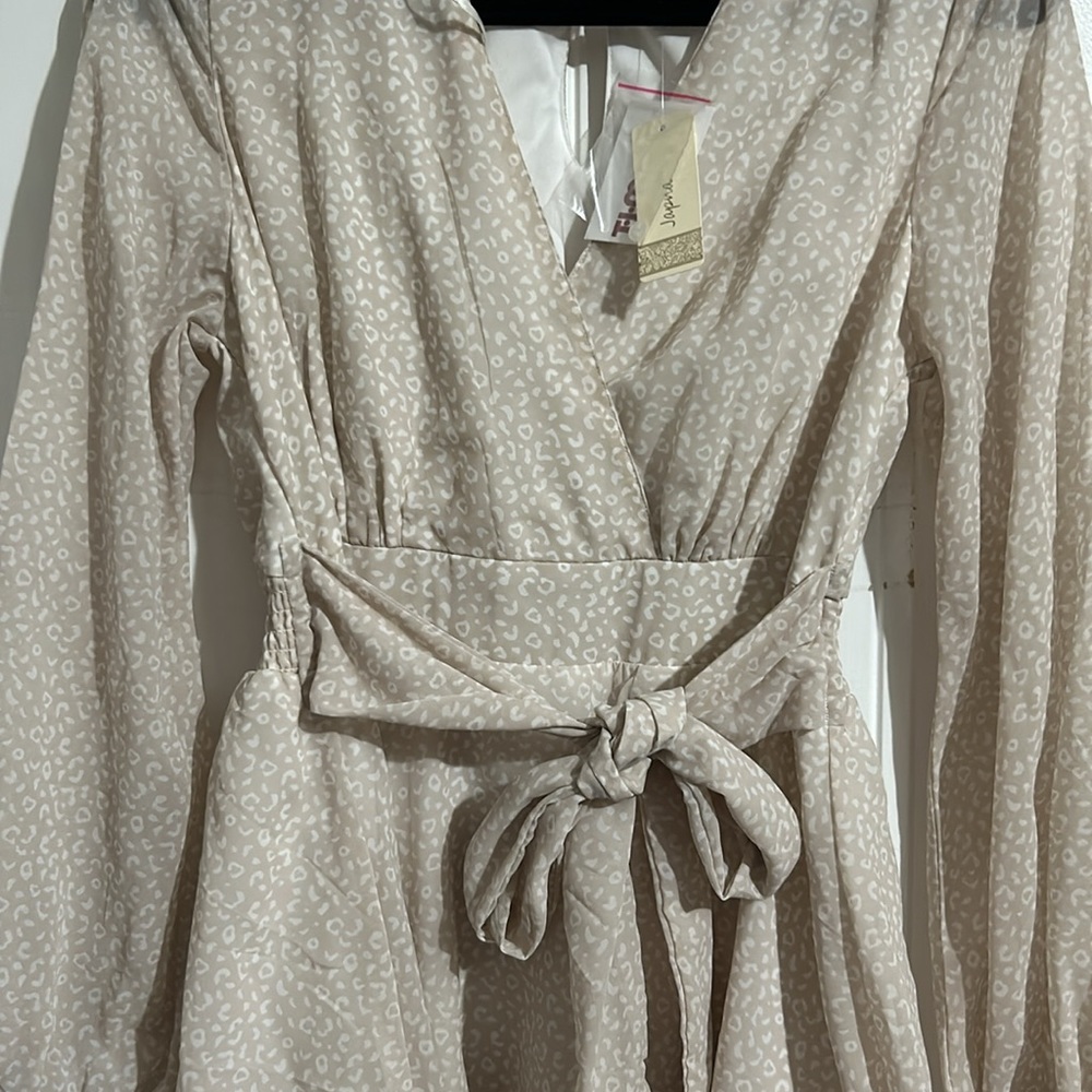 Dress - Picture 3 of 4
